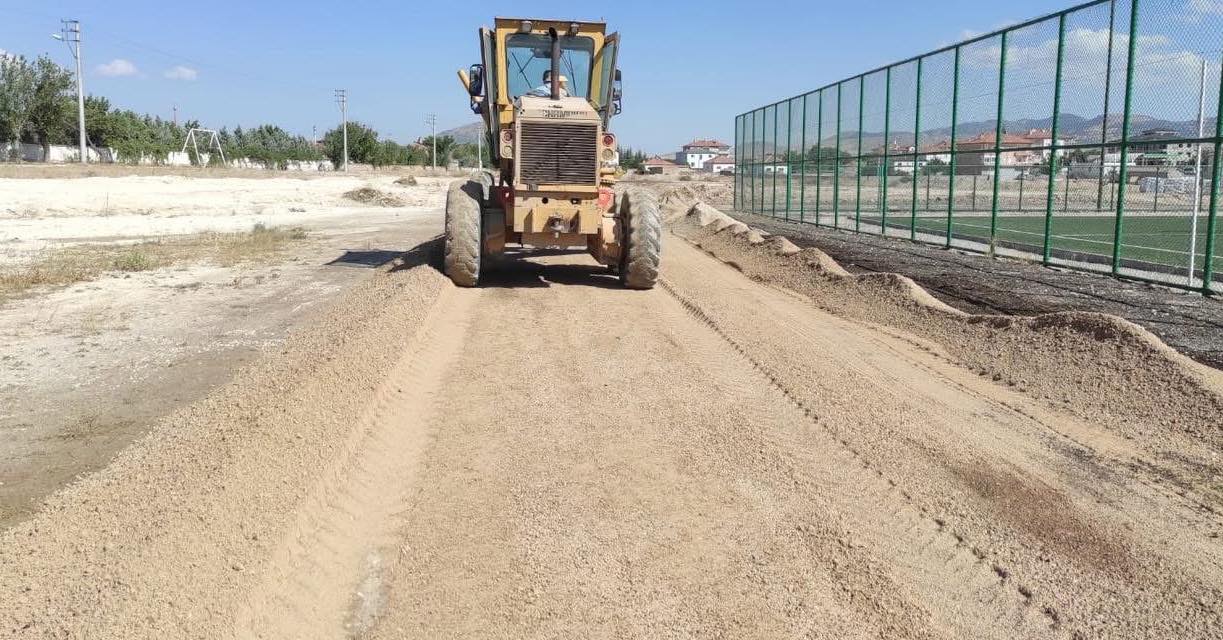 Gülağaç Belediyesi, İstiklal Mahallesi TOKİ ve Spor Salonu çevresinde yol