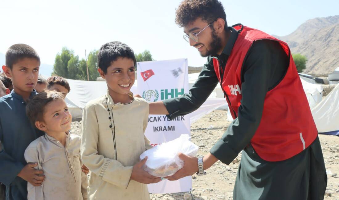 Aksaray İHH İnsani Yardım Derneği, Afganistan’da yaşanan depremin ardından afetzedelere