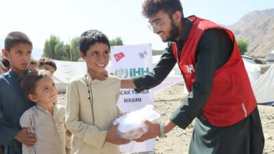 Aksaray İHH İnsani Yardım Derneği, Afganistan’da yaşanan depremin ardından afetzedelere