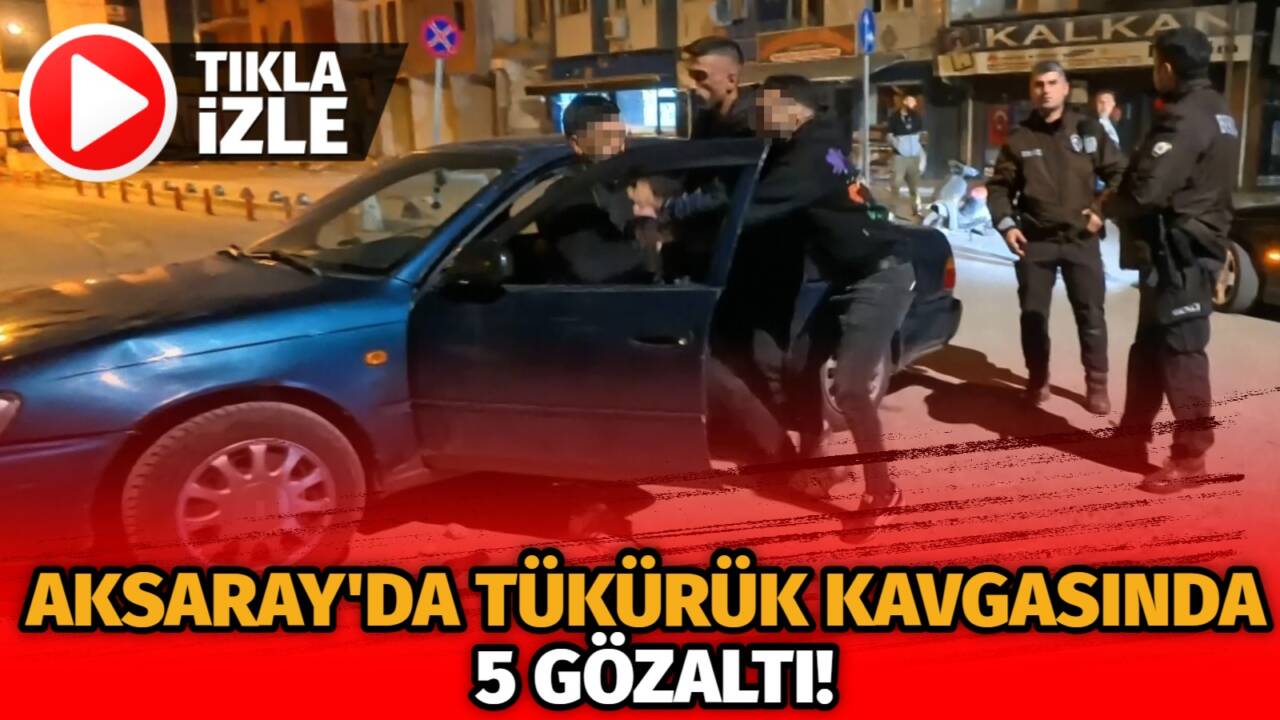 Aksaray’da yaşanan olayda yere tükürme yüzünden kavga çıktı. Çıkan kavgada