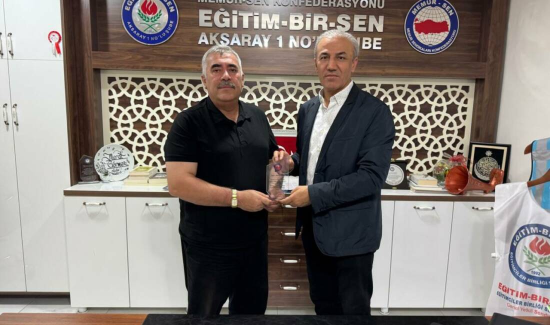 Aksaray Memur-Sen, emekliye ayrılan Diyanet-Sen Şube Başkanı Nedim Köse’ye özverili