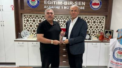 Aksaray Memur-Sen, emekliye ayrılan Diyanet-Sen Şube Başkanı Nedim Köse’ye özverili