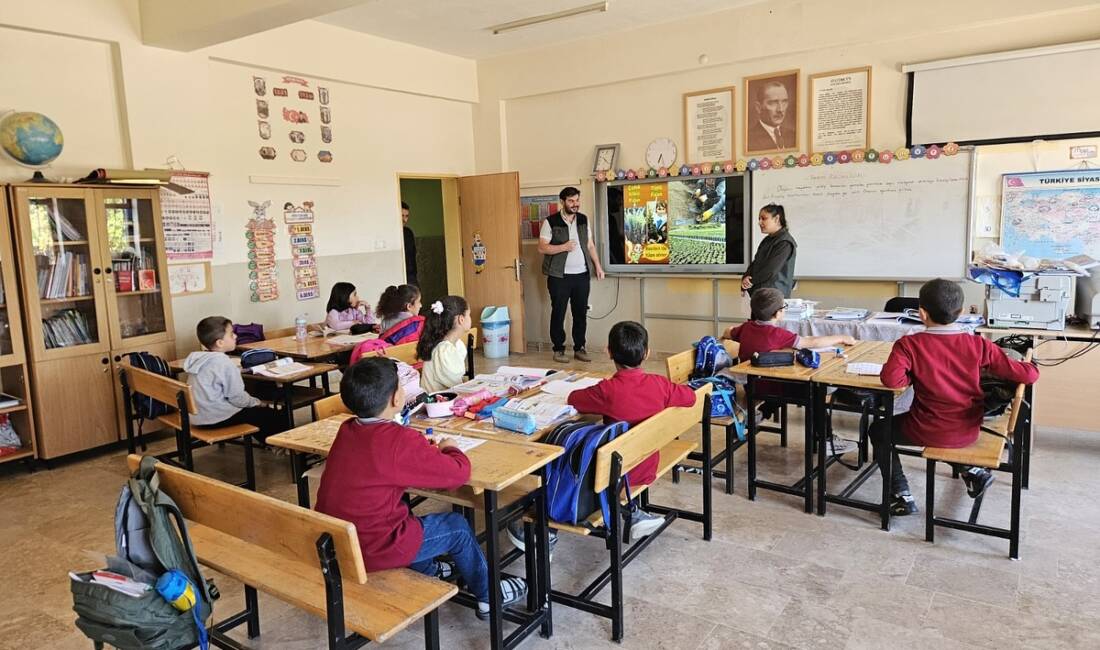 Aksaray İli Merkez Kalebalta Köyü İlkokulu öğrencileri, Aksaray Orman İşletme