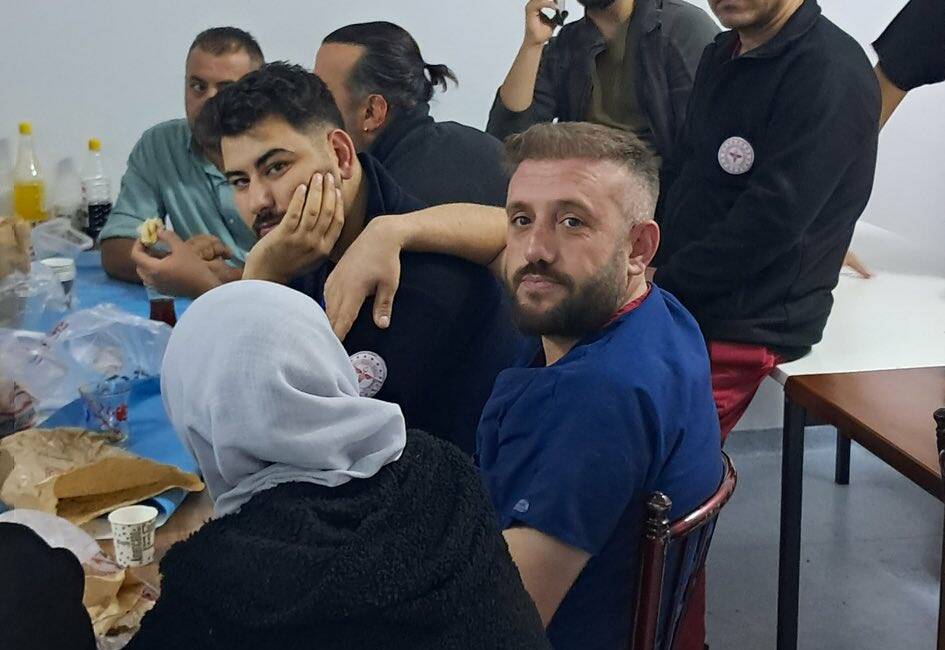 Öz Sağlık-İş Sendikası Aksaray İl Başkanı Nizamettin Karabaş, sendika temsilcileriyle
