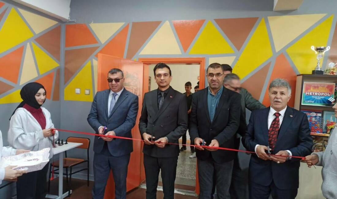 Eskil Atatürk Anadolu Lisesi’nde öğrencilerin sportif ve zihinsel gelişimini desteklemek