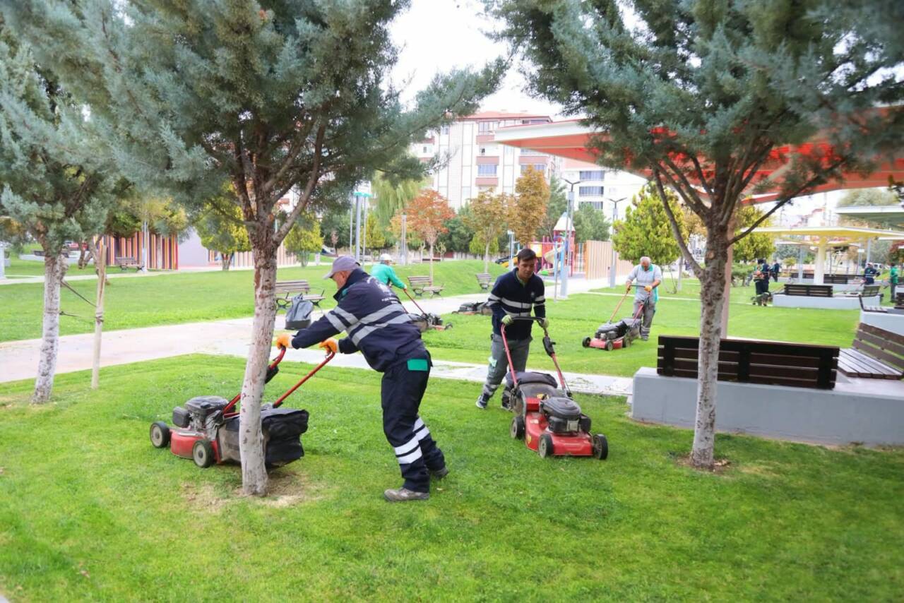 Aksaray Belediyesi, şehrin önemli yeşil alanlarından biri olan Tematik Park’ta