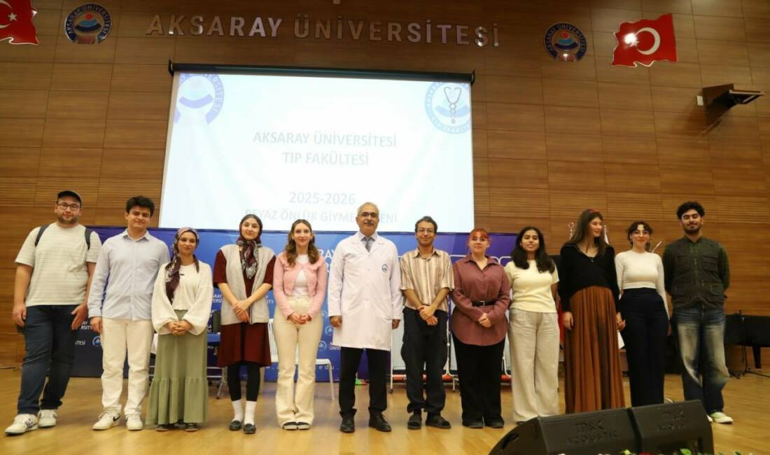 Aksaray Üniversitesi (ASÜ) Tıp Fakültesi’nin birinci sınıf öğrencilerine yönelik Beyaz