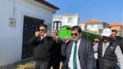 Ortaköy’ün Balcı Mahallesi sakinlerinden Kore Gazisi Dede Deveci, dualar ve