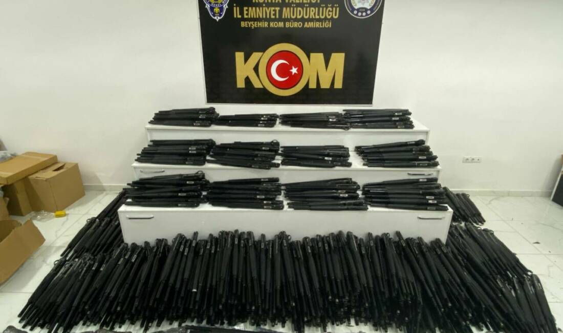 Konya'da İl Emniyet Müdürlüğü ekipleri tarafından düzenlenen silah kaçakçılığı operasyonlarında