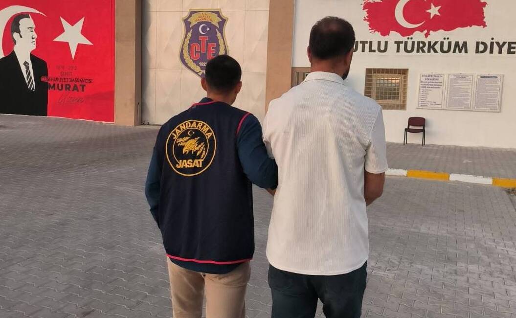 Kırşehir'de İl Jandarma Komutanlığı ekipleri tarafından yol uygulamasında, hakkında 7