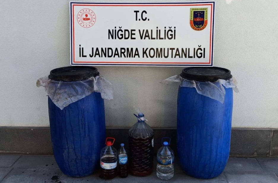 Niğde'nin Bor ilçesinde İl Jandarma Komutanlığı ekipleri tarafından düzenlenen operasyonda