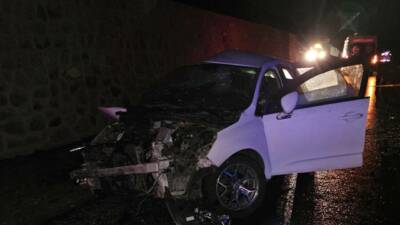 Sivas'ta meydana gelen trafik kazasında iki otomobil çarpıştı. Kazada 1