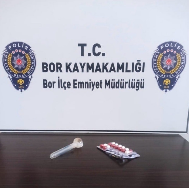 Niğde merkez ve Bor ilçesinde İl Emniyet Müdürlüğü ekipleri tarafından