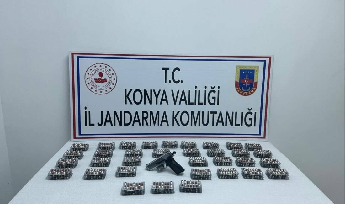 Konya'nın Ereğli ilçesinde İl Jandarma Komutanlığı ekipleri tarafından düzenlenen uyuşturucu
