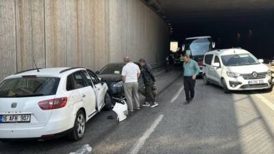 Kırıkkale'de yaşanan olayda 4 araç kazaya karıştı. Trafik kazasında yaralanan
