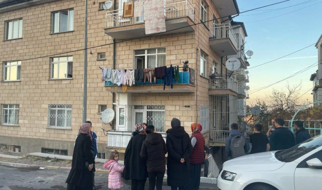 Nevşehir'de meydana gelen olayda bir apartmanın bodrum katında yangın çıktı.