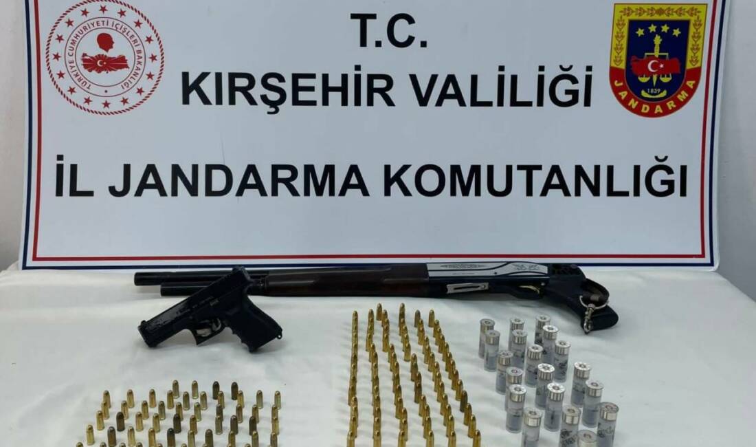 Kırşehir'de jandarma ekipleri tarafından 1 av tüfeği, 1 tabanca ve