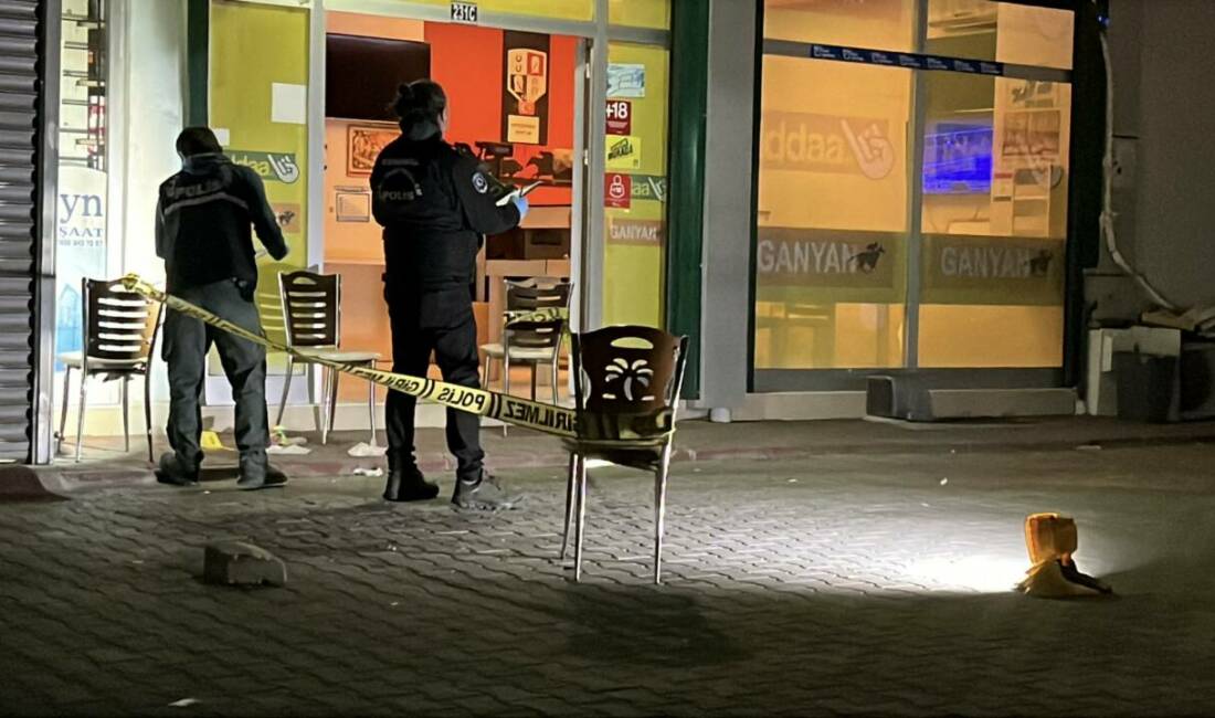 Konya'da yaşanan olayda husumetli şahıslar arasında silahlı kavga çıktı. Çıkan