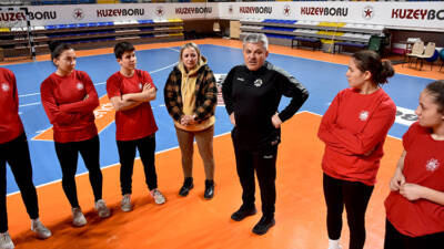 Türkiye Kadınlar Hentbol 1. Ligi’nin 5. haftasında Aksaray Belediyespor, deplasmanda