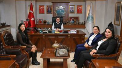 Antalya Aksaraylılar Derneği Başkanı Serda Seyhan ve beraberindeki heyet, Aksaray