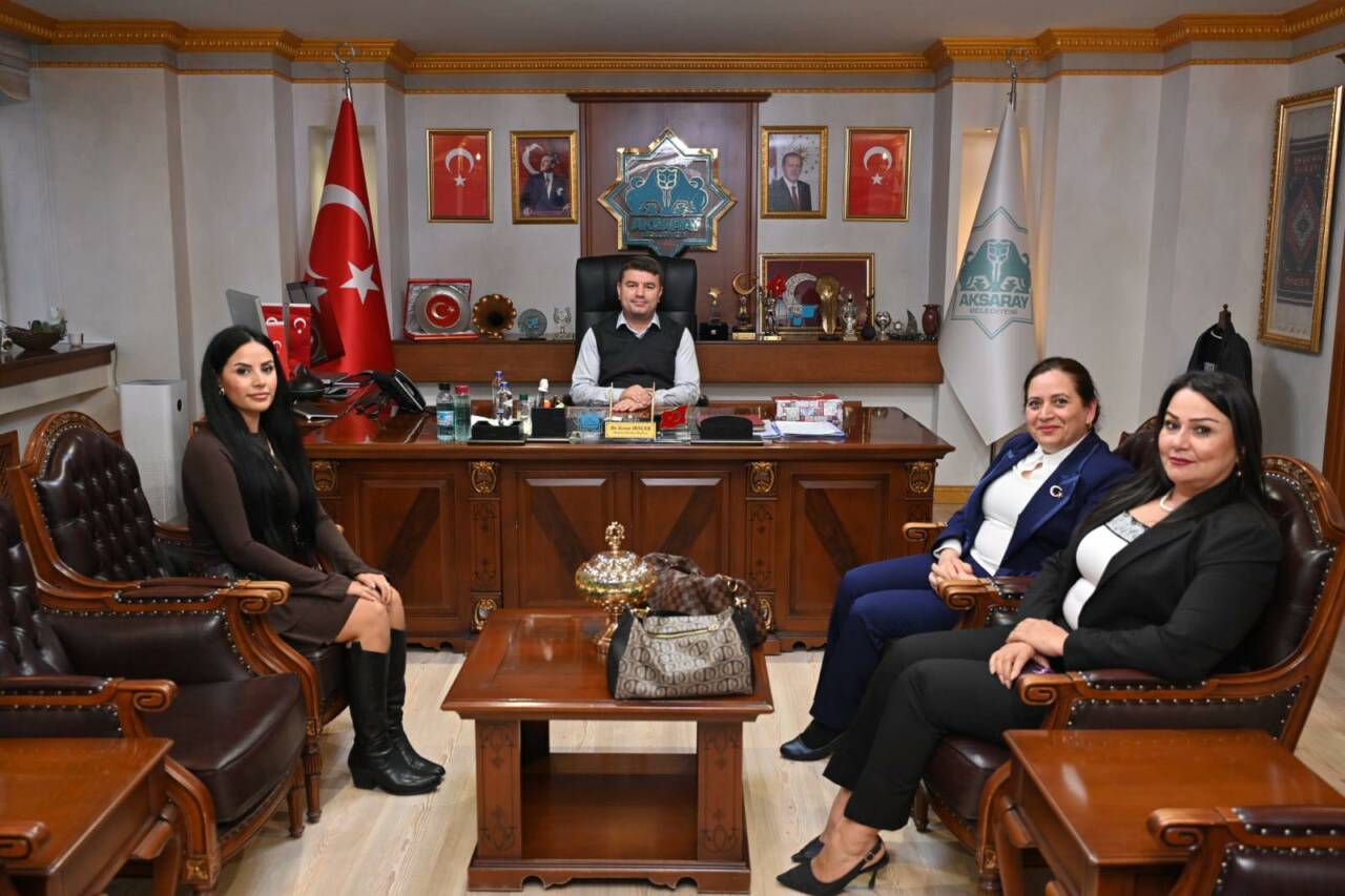 Antalya Aksaraylılar Derneği Başkanı Serda Seyhan ve beraberindeki heyet, Aksaray