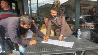 CHP Aksaray Merkez İlçe Başkanı Yasemin Turan Özdemir, İl Başkanı