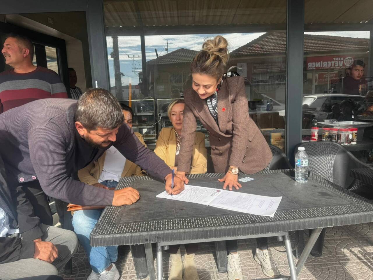 CHP Aksaray Merkez İlçe Başkanı Yasemin Turan Özdemir, İl Başkanı