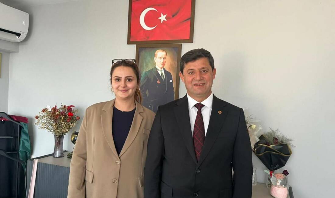 Aksaray Baro Başkanı Av. Erçin Mevlüt Düzgün, baro üyesi Av.