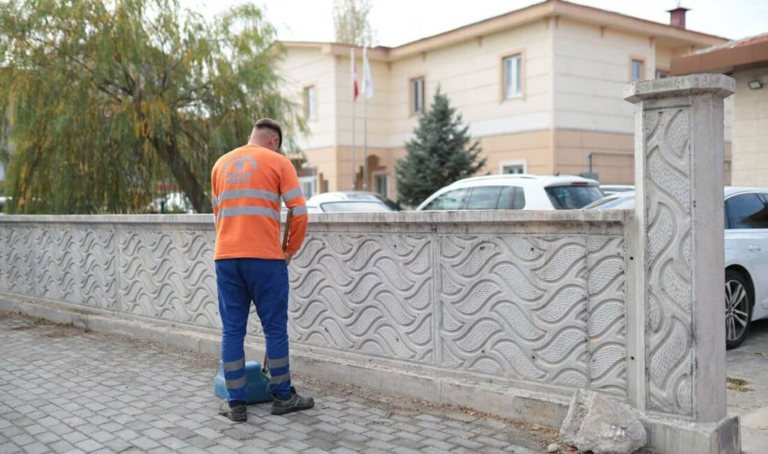 Aksaray Belediyesi, şehir genelinde yürüttüğü çevre temizliği çalışmalarını Kılıçaslan Mahallesi’nde
