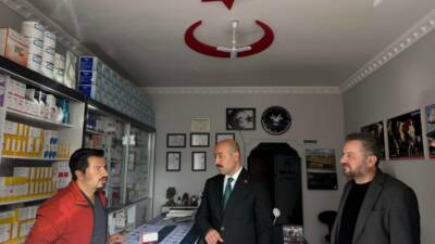 Güzelyurt Kaymakamı Süleyman Arat, ilçe genelinde esnaf ziyaretleri gerçekleştirerek vatandaşlarla