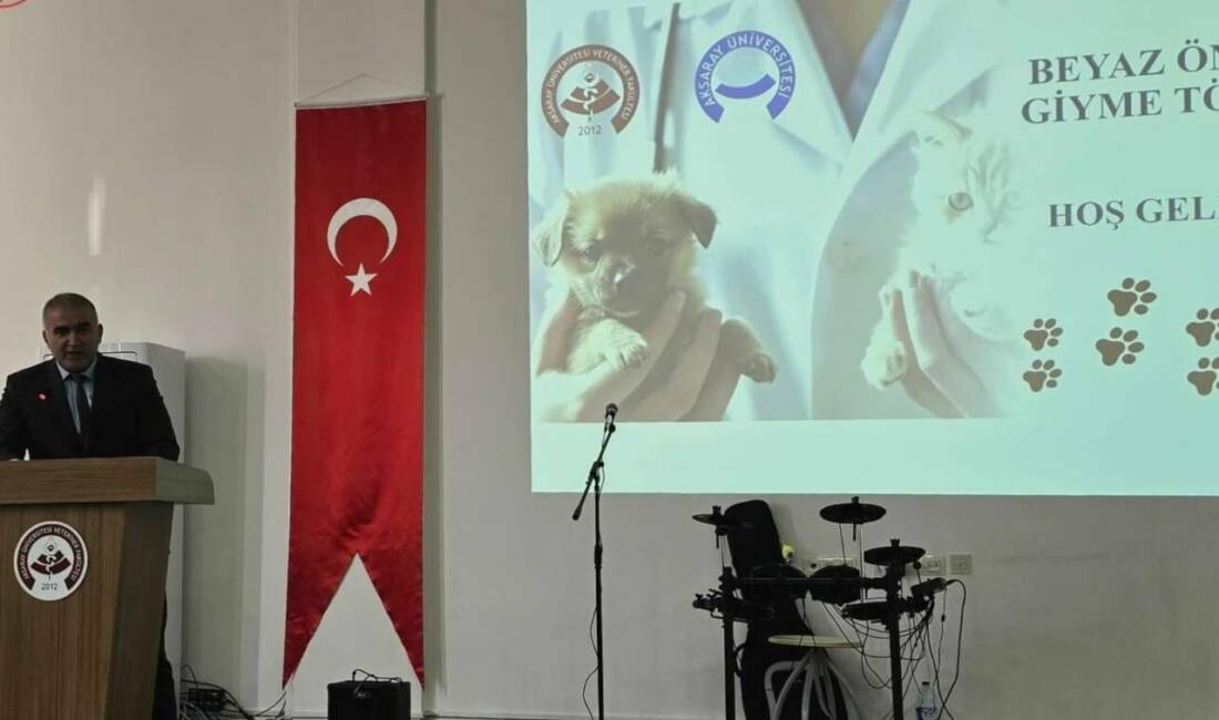Aksaray Üniversitesi Veteriner Fakültesi öğrencileri, düzenlenen “Önlük Giyme Töreni” ile