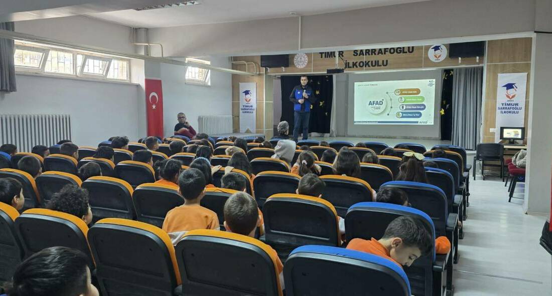 Aksaray İl Afet ve Acil Durum Müdürlüğü tarafından öğrencilere yönelik
