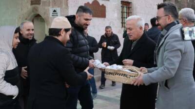 Somuncu Baba’nın 613. vefat yıldönümü dolayısıyla düzenlenen program, sabah namazı