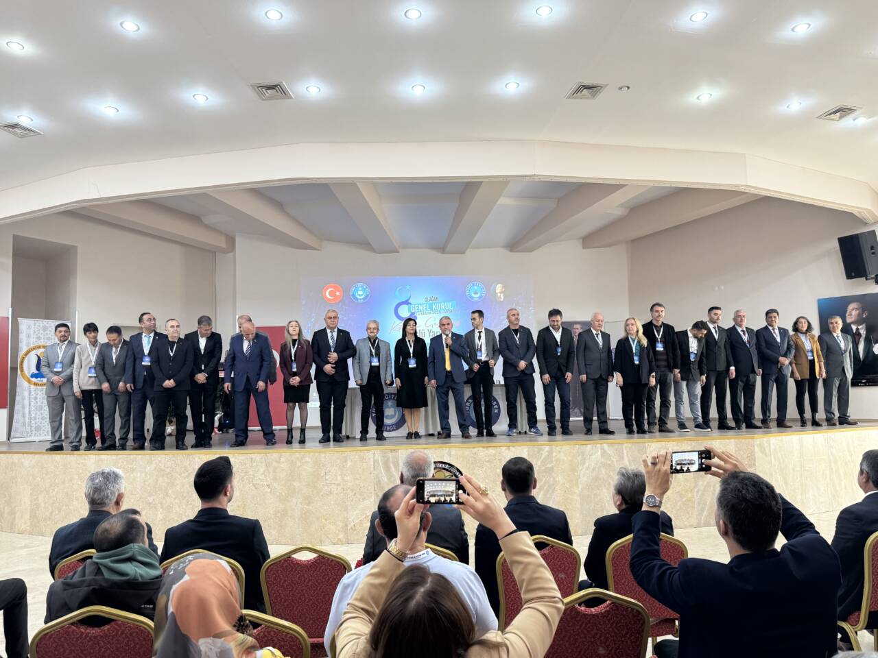 Türk Eğitim-Sen Aksaray Şubesi’nin 8. Olağan Kongresi geniş katılımla gerçekleştirildi.