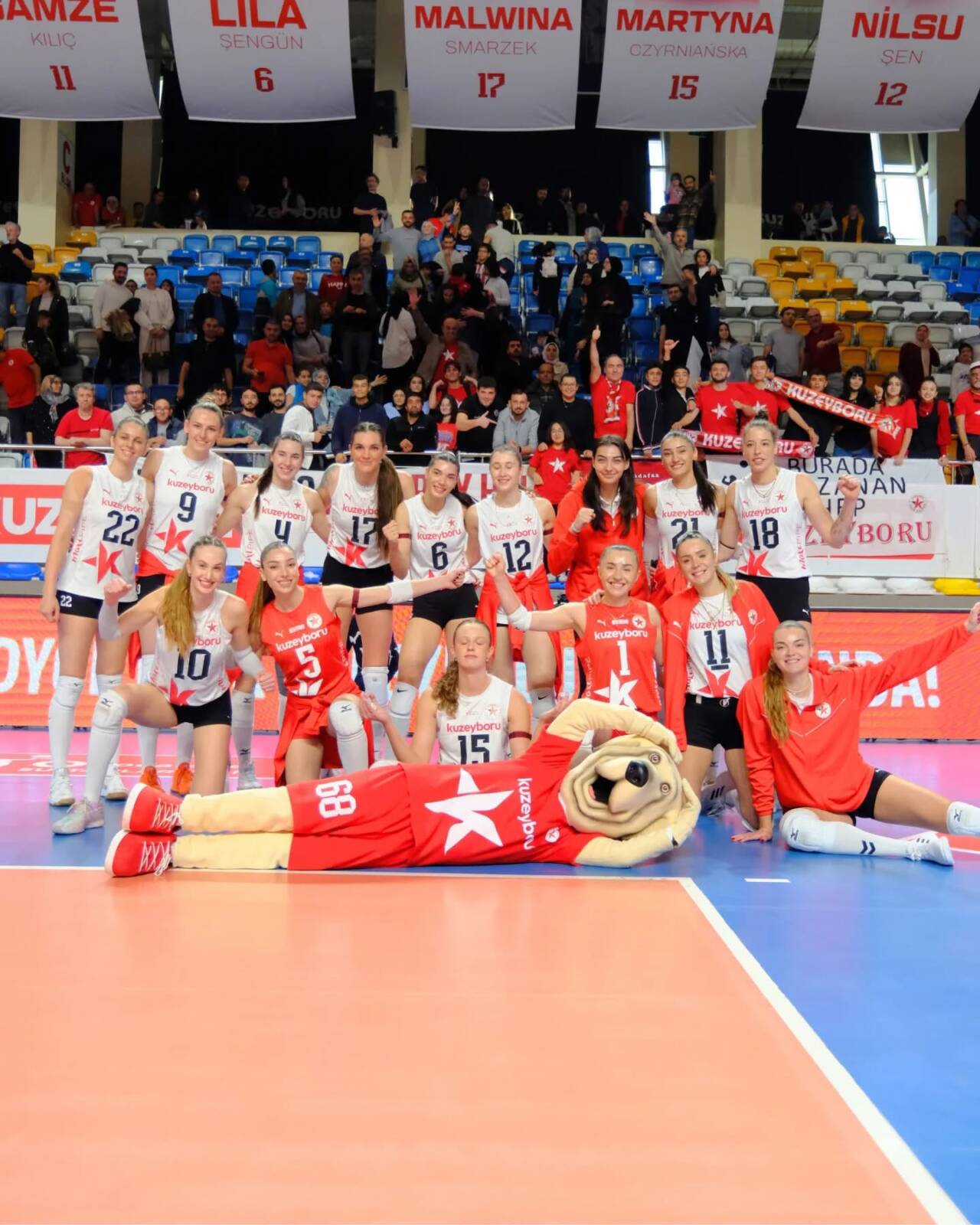 Türkiye Voleybol Federasyonu Vodafone Sultanlar Ligi 7. hafta mücadelesinde Kuzeyboru,