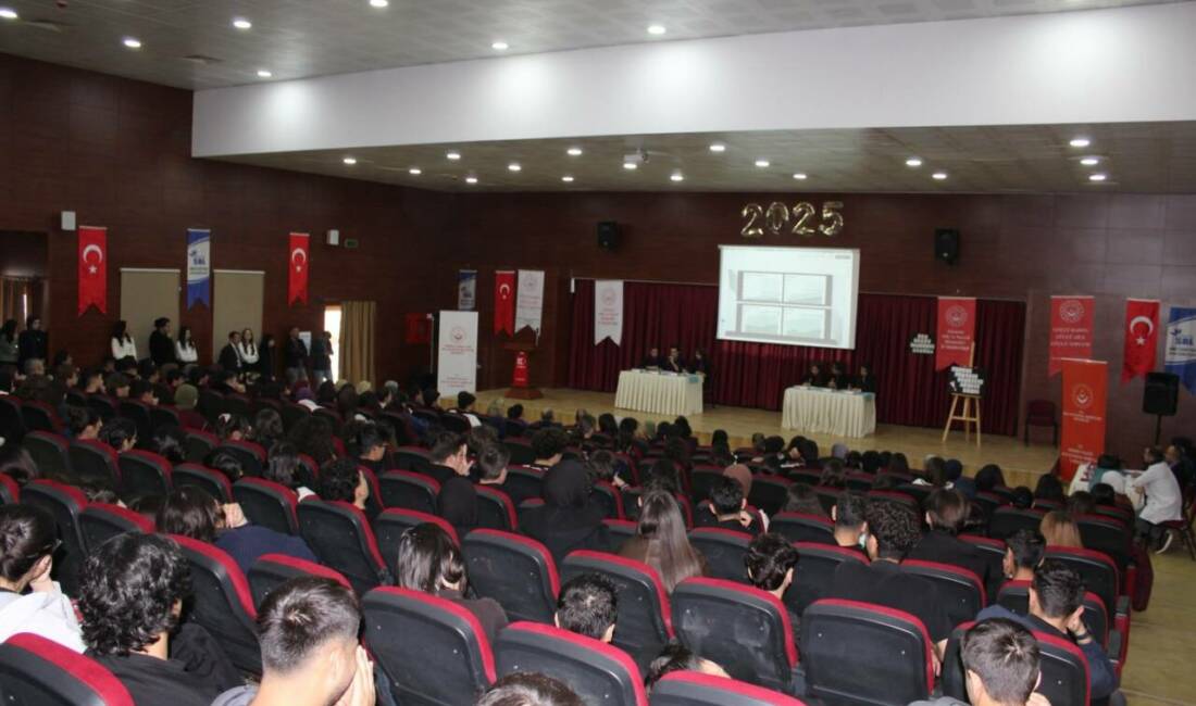 Ahmet Cevdet Paşa Sosyal Bilimler Lisesi’nde gerçekleştirilen münazara etkinliği, 25