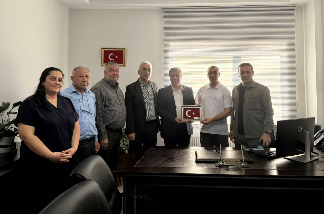 Aksaray’da sağlık camiasını bir araya getiren anlamlı bir ziyaret gerçekleşti.