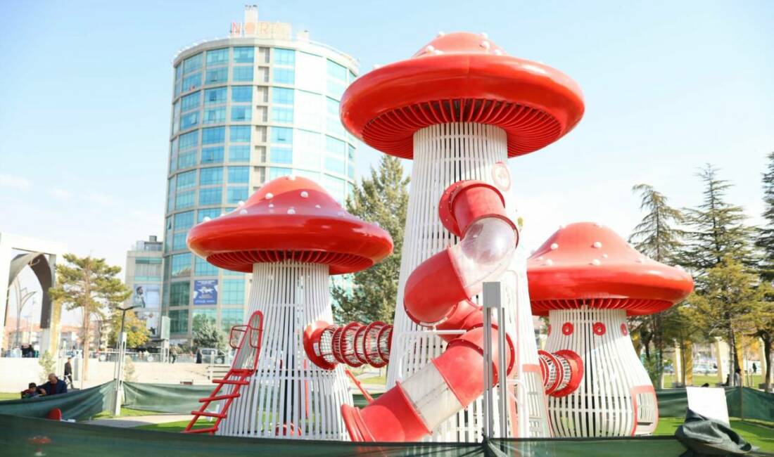 Aksaray Belediyesi, şehir genelinde yürüttüğü park yenileme ve modernizasyon çalışmaları