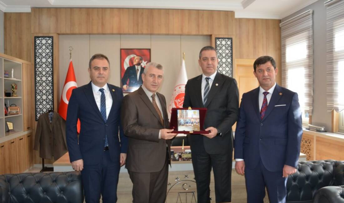Türkiye Barolar Birliği Başkanı Ramiz Erinç Sağkan, Baro Başkanı Erçin