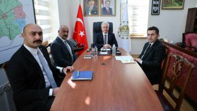 Aksaray Valisi Mehmet Ali Kumbuzoğlu, kamu kurumlarında yürütülen hizmetlerin etkinliğini