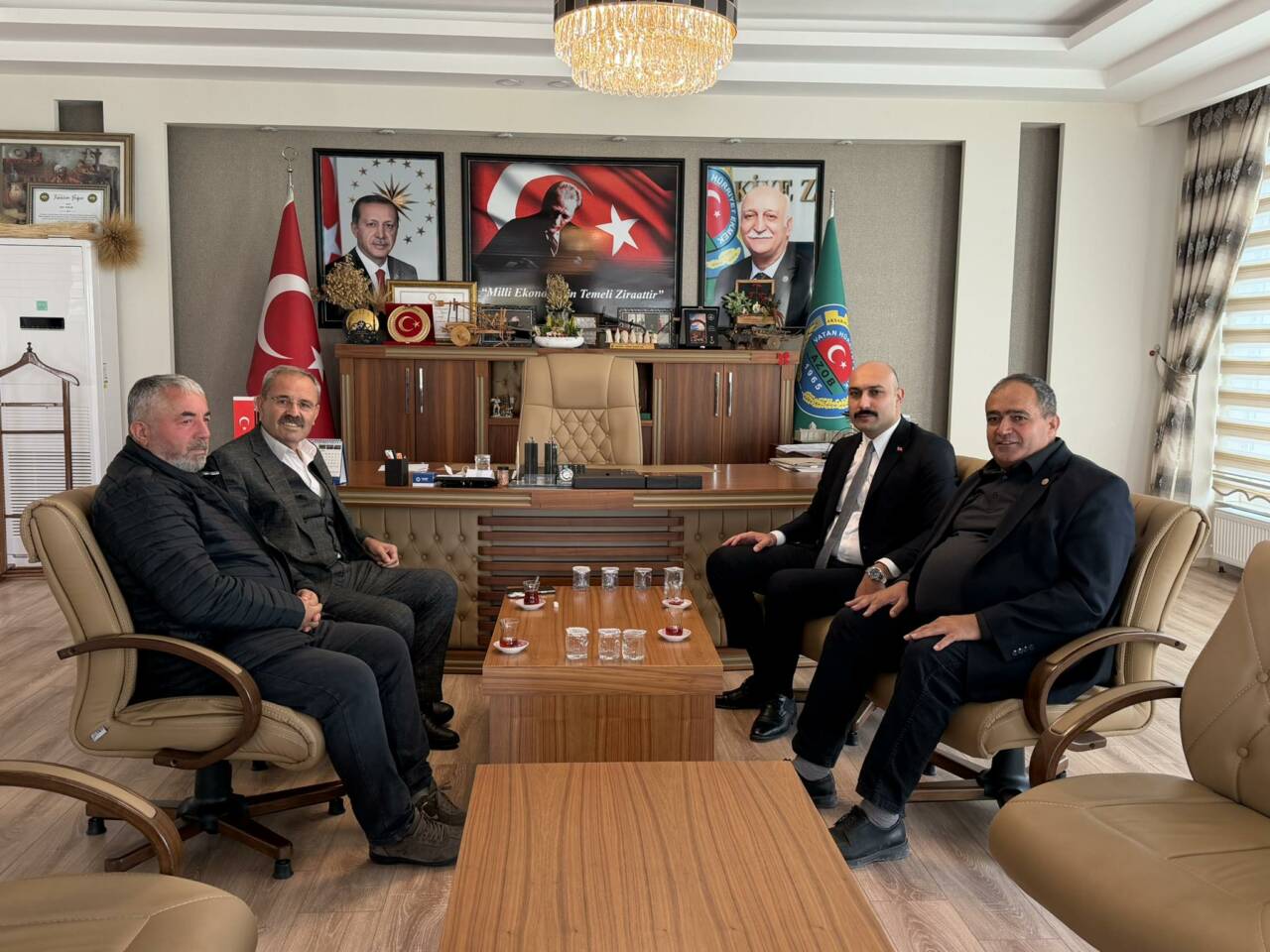 Vali Yardımcısı Samet Öztürk ve Yozgat heyeti, Aksaray Ziraat Odası’nı
