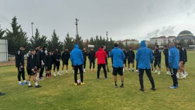Gebzespor’u 3-0 mağlup ederek çıkışa geçen Kuzeyboru 68 Aksarayspor, ligin
