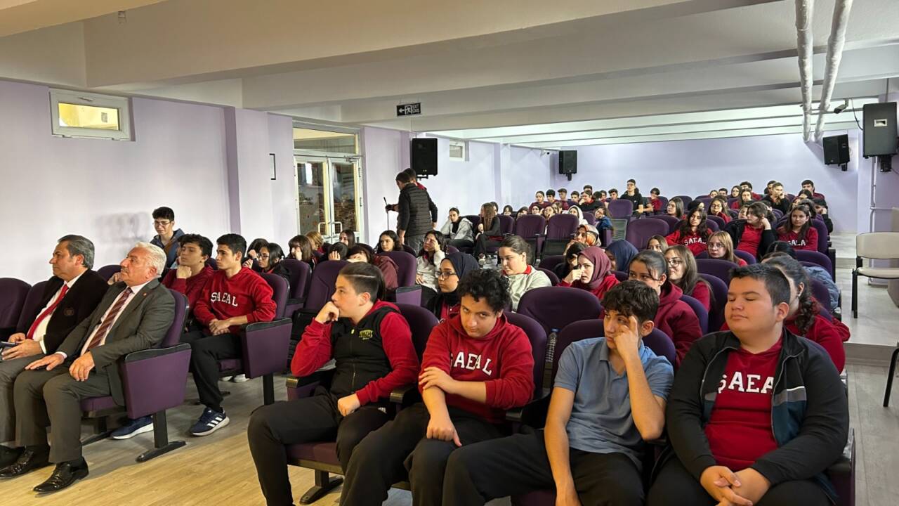 Yapay Zekâyı ya amacına uygun kullanacağız ya da sonuçlarına katlanacağız!