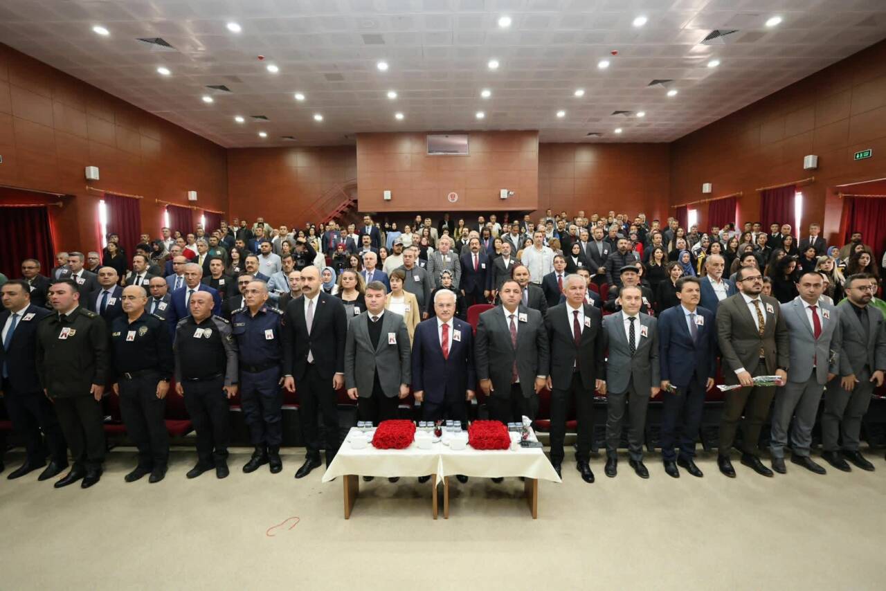24 Kasım Öğretmenler Günü, Aksaray’da düzenlenen kapsamlı bir programla anlamlı