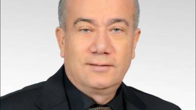 Yenikent Belediyesi, üniversite hayali kuran gençlere yönelik desteklerini bu yıl