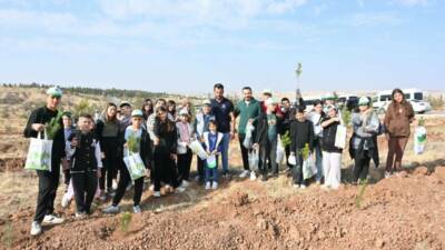 Belediye Başkanı Evren Dinçer, 220 binden fazla fidanla Yeşil Aksaray