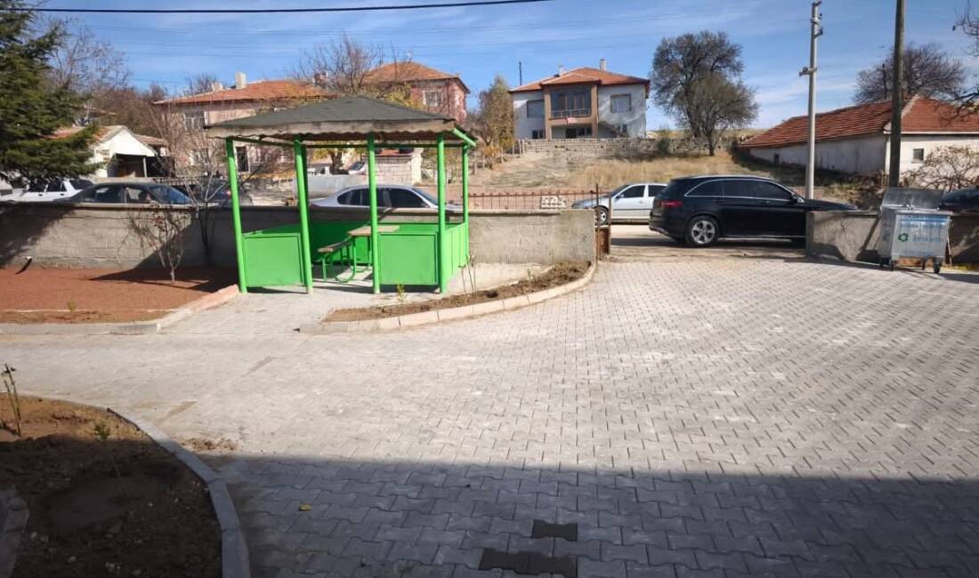 Ağaçören Belediyesi, Selimiye Camii bahçesinde temizlik, düzenleme ve taş döşeme