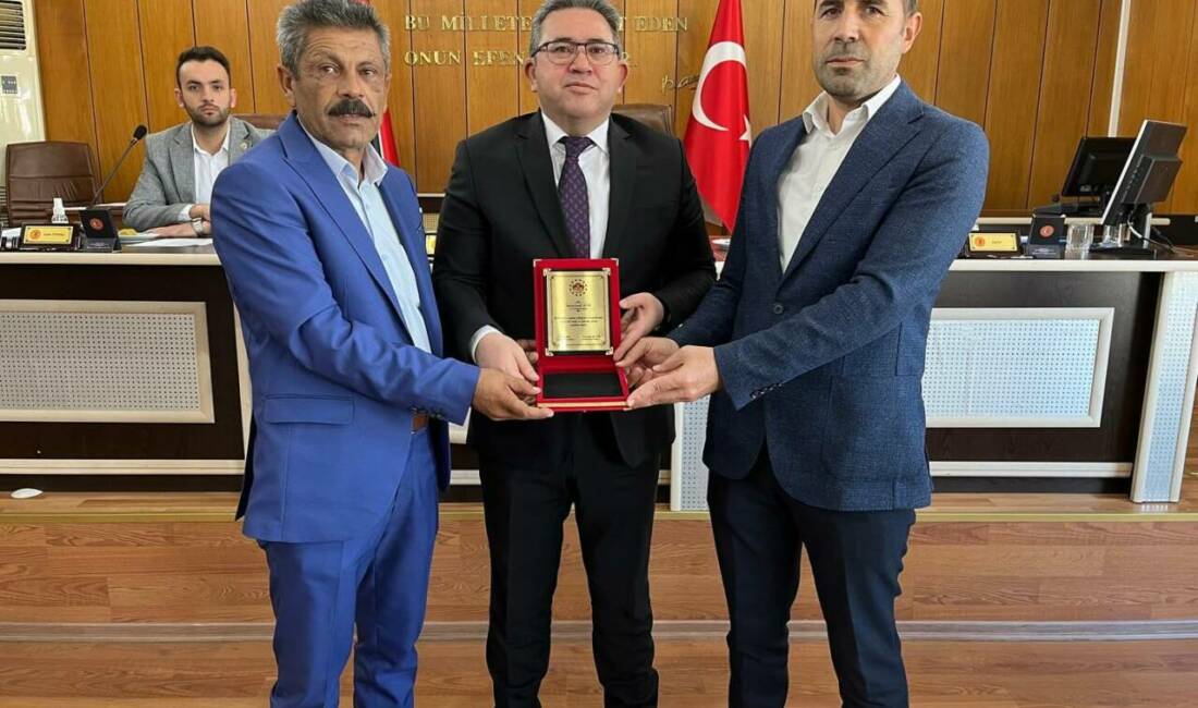 Aksaray İl Genel Meclis Başkanı Latif Ağır, Sevinçli Köyü Muhtarı