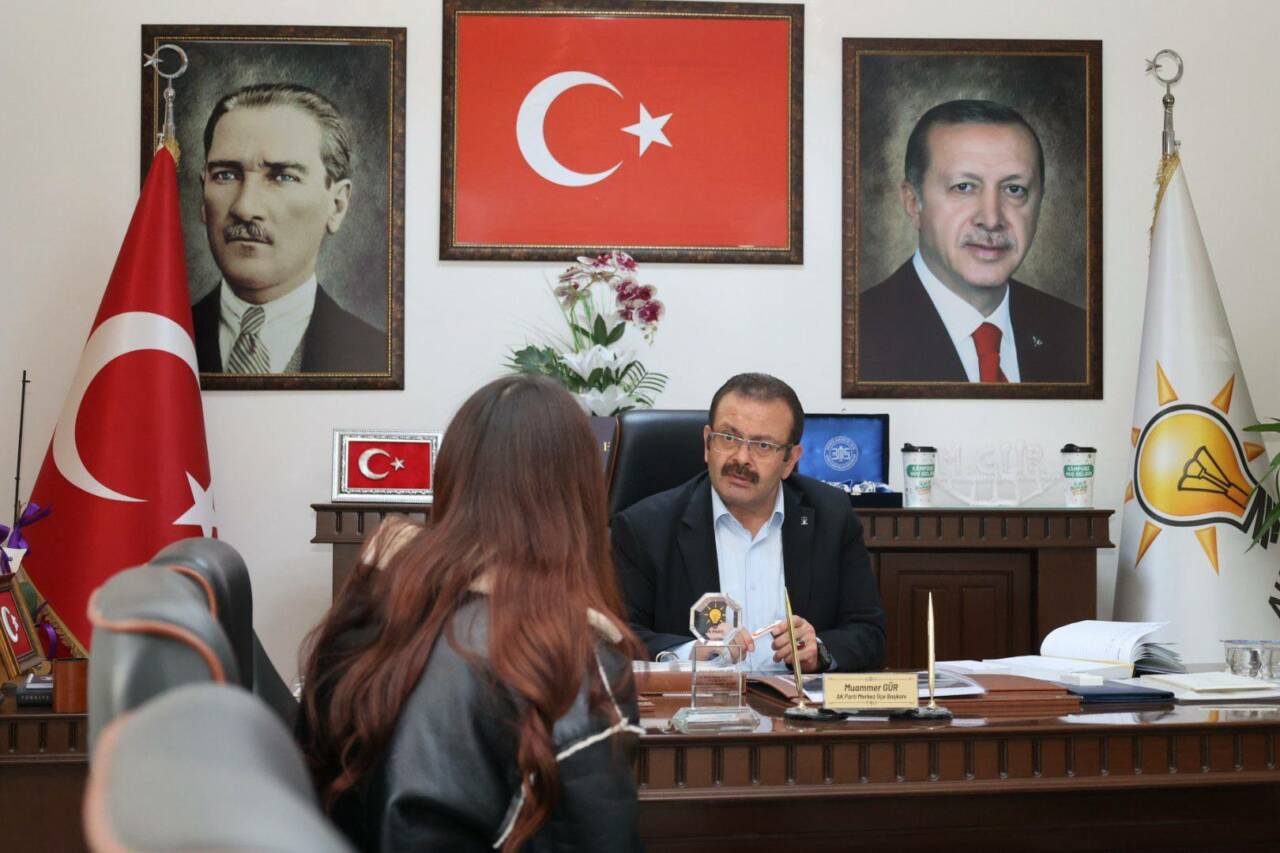 AK Parti Aksaray İl Başkanlığı’nda düzenlenen “Halk Buluşmaları” programı, vatandaşların