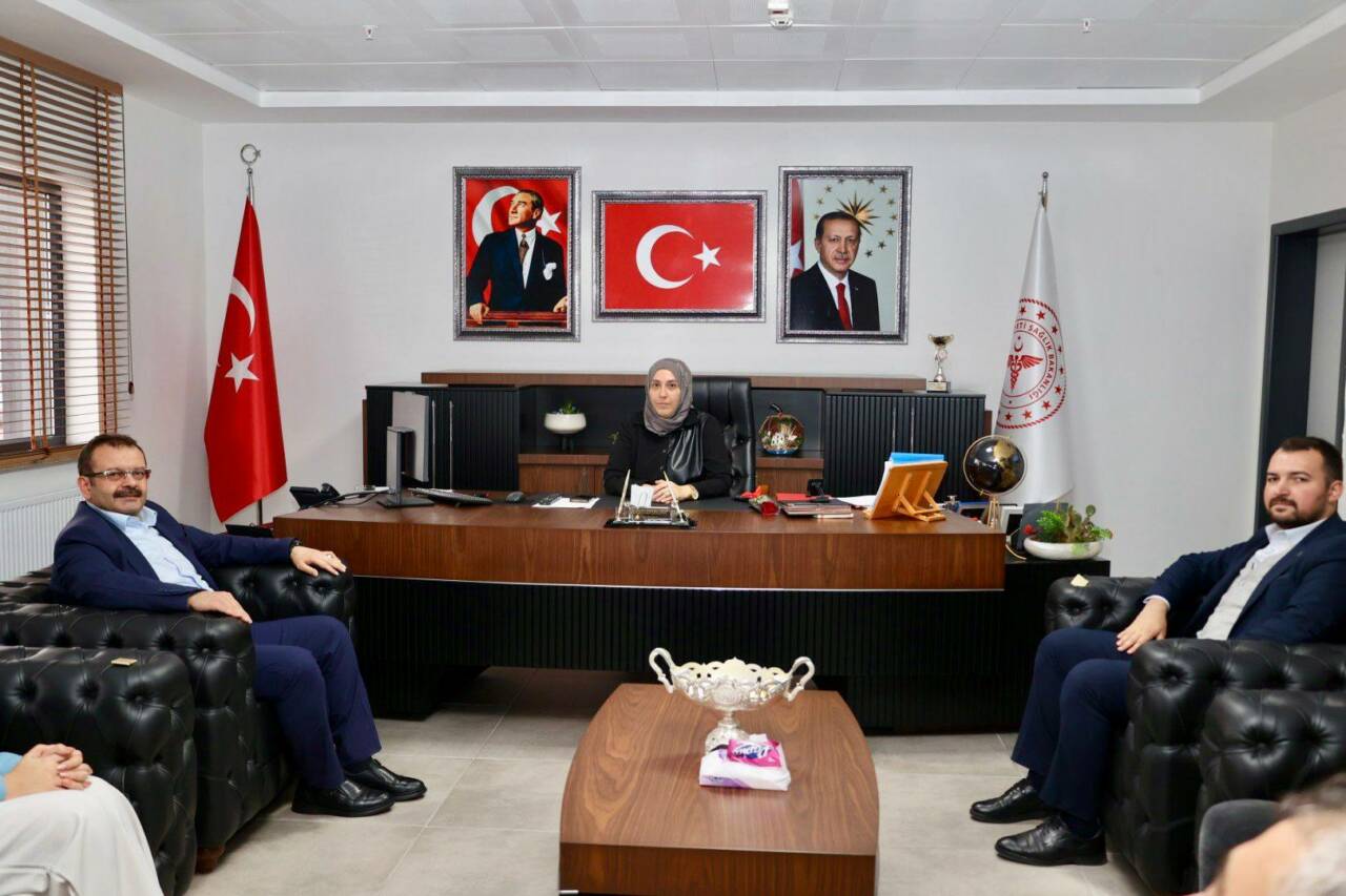 AK Parti Aksaray Merkez İlçe Başkanı Muammer Gür, Gençlik Kolları